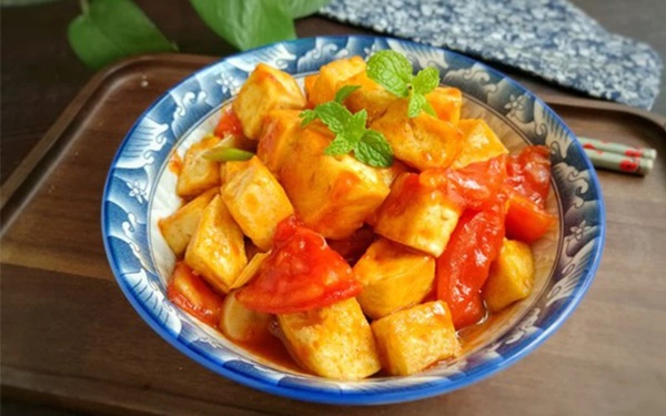 Cặp vợ chồng 82 tuổi vẫn vô cùng khỏe mạnh, minh mẫn: Bí quyết của họ đến từ việc ăn ít cơm, nhưng tăng cường 3 món siêu đơn giản-4