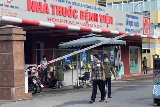 Giãn cách xã hội thành phố Hà Tĩnh từ 12h trưa nay