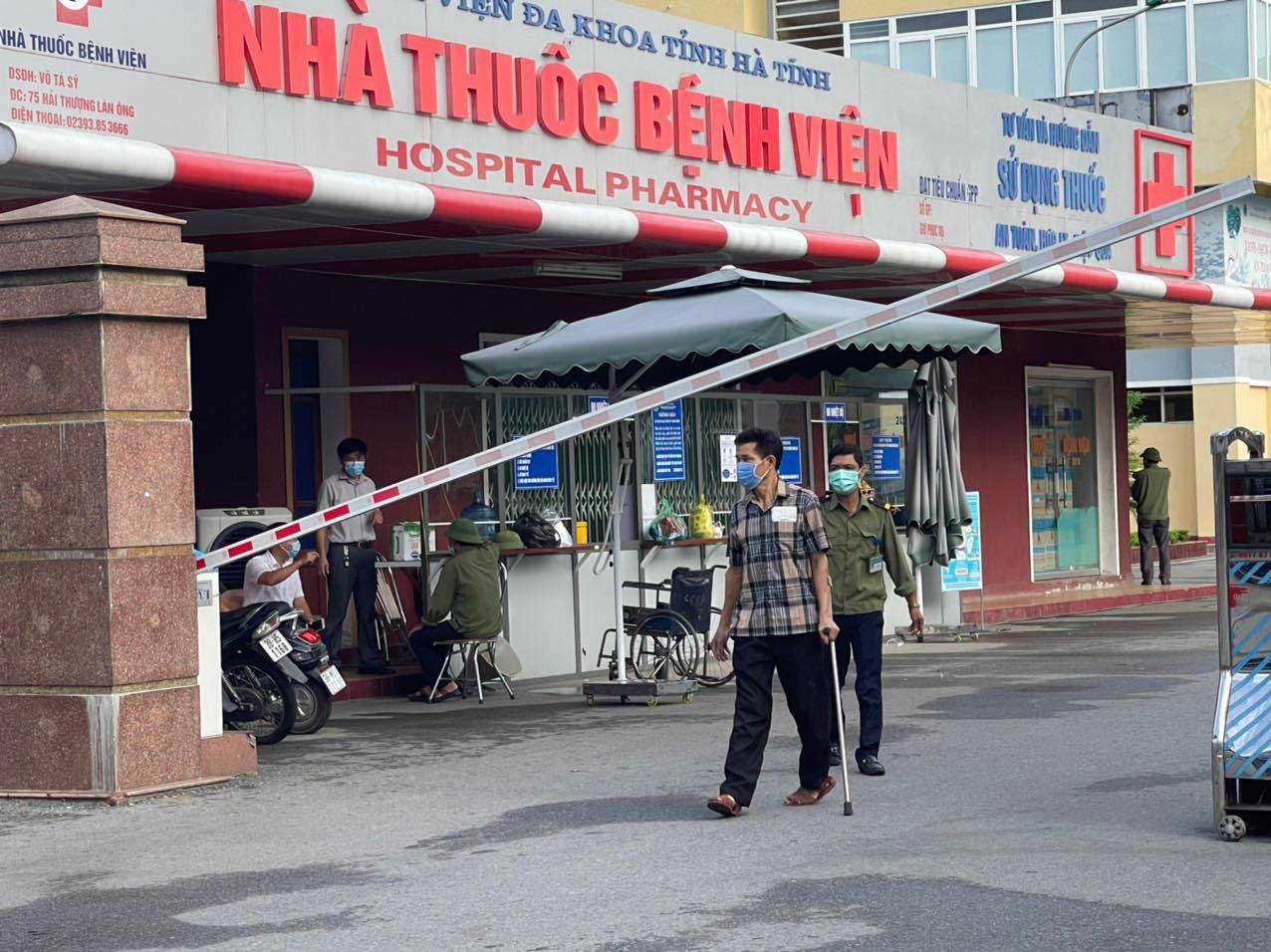 Giãn cách xã hội thành phố Hà Tĩnh từ 12h trưa nay-1