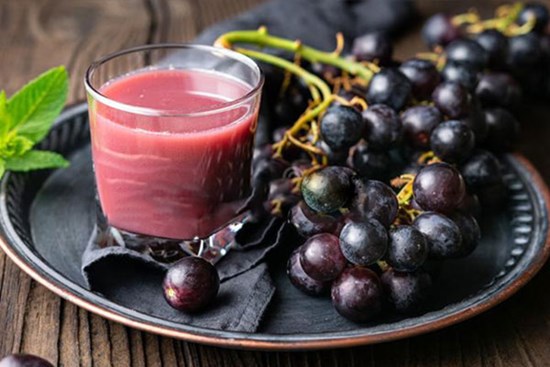 Đánh bay nỗi lo vòng 1 chảy xệ, kém nảy nở bằng 4 loại sinh tố vừa ngon vừa dễ làm này