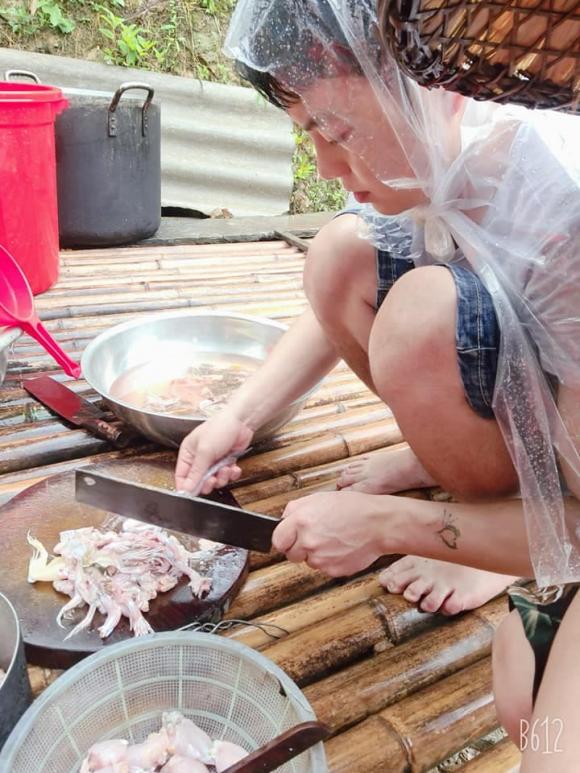 Cuộc sống của Cô dâu 62 tuổi Thu Sao và chồng trẻ Hoa Cương giờ ra sao?-10