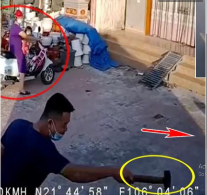 Tài xế xe tải gây tranh cãi khi chèn ép nữ ninja, cầm búa đòi nói chuyện phải quấy ngay giữa đường khiến 2 bà cháu vạ lây-1