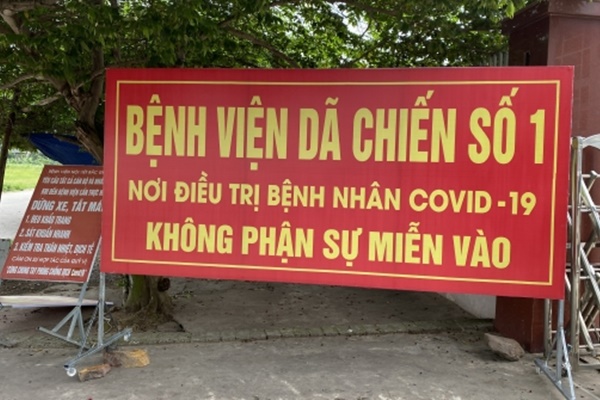 Hành trình đặt ECMO và chuyển chiến sĩ công an mắc COVID-19 về Bệnh viện Chợ Rẫy-9