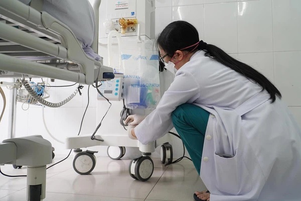 Hành trình đặt ECMO và chuyển chiến sĩ công an mắc COVID-19 về Bệnh viện Chợ Rẫy-2