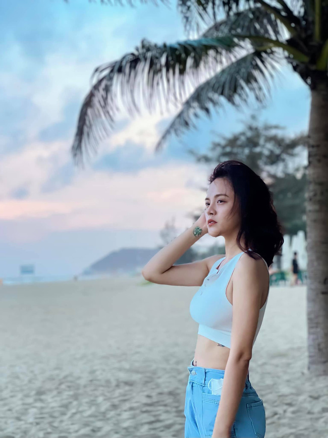 Chịu cú sốc ly hôn khi vừa sinh con, nữ diễn viên Hương vị tình thân bị trầm cảm, giờ là mẹ đơn thân nóng bỏng vạn người mê-10