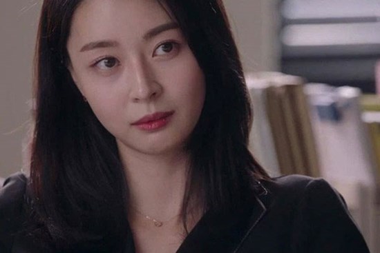 Anh tôi vừa mất được một tháng, chị dâu liền 