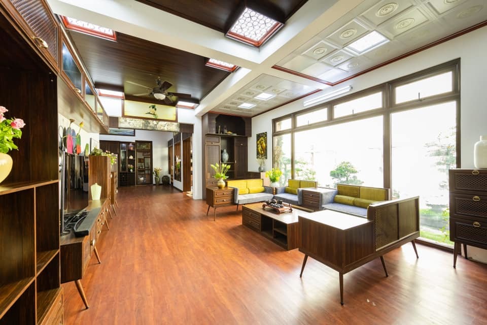 Người đàn ông Hà Nội xây nhà Nhật Bản từ nhôm kính tặng bạn học đặc biệt-12