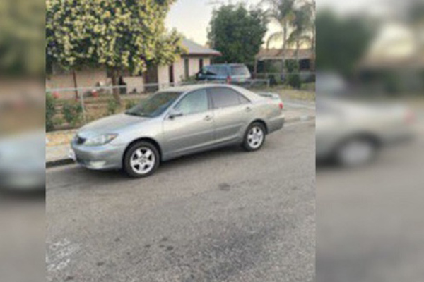 Phạt con gái 3 tuổi bằng cách treo lủng lẳng ra ban công, bà mẹ lập tức nhận hậu quả khủng khiếp, ám ảnh đoạn video quay cảnh hiện trường-8