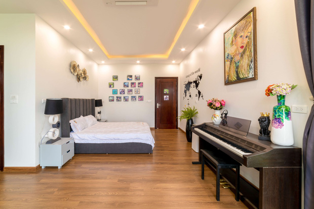 Căn nhà 5 tầng của vợ chồng Bát Tràng, thiết kế 3 ban công xanh nhưng vẫn đầu tư hẳn 400 triệu cho sân thượng 160m2-20