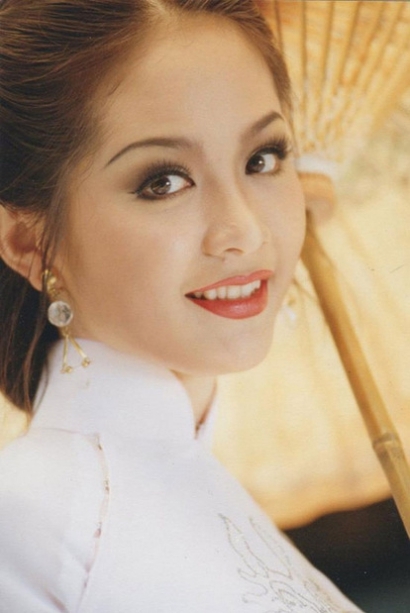 Việt Nam có một hoa hậu hai lần đăng quang, không chỉ xinh đẹp mà học vấn rất đỉnh, nhan sắc sau 25 năm vẫn gây thương nhớ-2