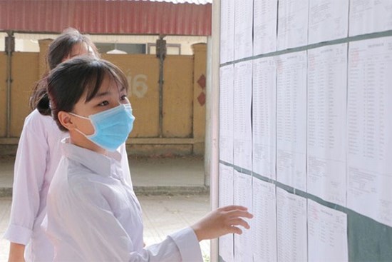 14 học sinh ở Hà Nội diện F1 được tuyển thẳng vào lớp 10