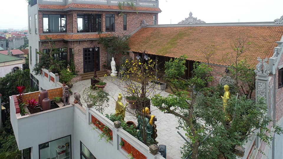 Nhà cổ nằm trên nóc biệt thự gần 500m2 ở Hà Nội-17