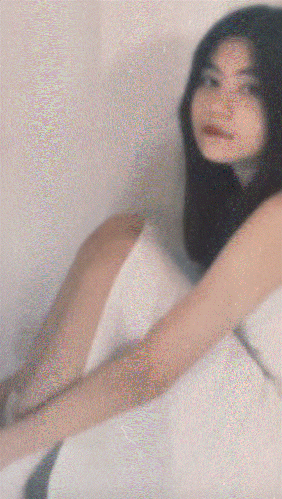 Không kém chị Lọ Lem, gái út nhà MC Quyền Linh tung ảnh xinh nức nở và ra dáng lắm rồi-5