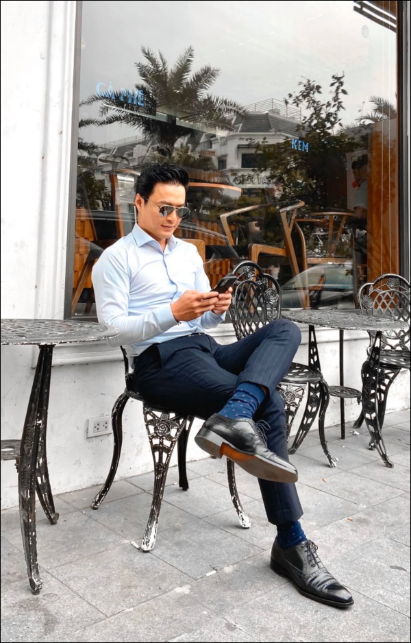 Hồng Đăng tự tay chăm chút cho khu vườn nhỏ trong biệt thự hoàng tráng 2 mặt tiền tọa lạc ngay trung tâm Tp.Hà Nội-1