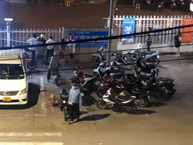 Truy sát tại bệnh viện khiến 1 người chết, 2 bị thương-2