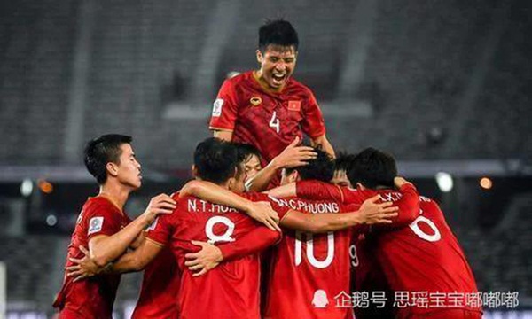 Báo Trung Quốc: Tuyển Việt Nam đã làm điên đảo cả thế giới”-2