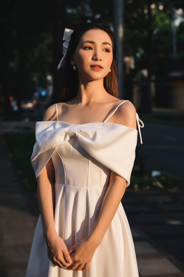 Lộ ảnh hiếm cả gia đình Hoà Minzy trong tiệc thôi nôi của quý tử, tổ chức hoành tráng trên du thuyền mà giữ kín như bưng-6