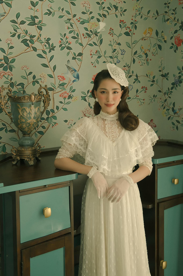 Lộ ảnh hiếm cả gia đình Hoà Minzy trong tiệc thôi nôi của quý tử, tổ chức hoành tráng trên du thuyền mà giữ kín như bưng-5