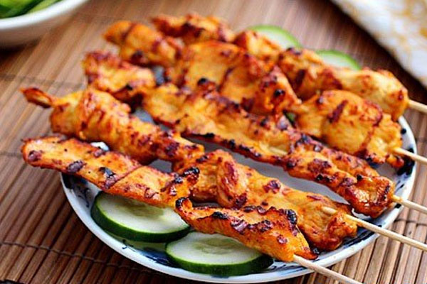 Công thức gà xiên que ăn kèm salad ngon tuyệt cú mèo cho bữa cơm tối-1