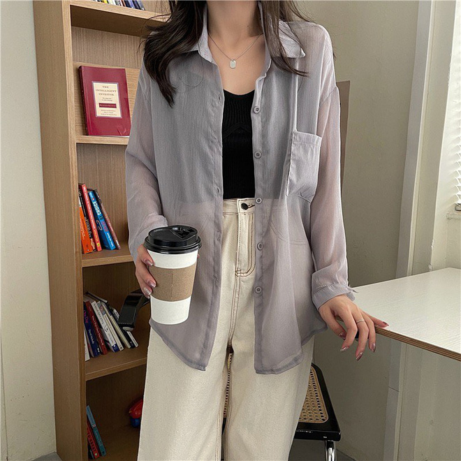 Tiếng kêu cứu thất thanh từ những pha diện áo xuyên thấu mà lộ cả phụ tùng-19