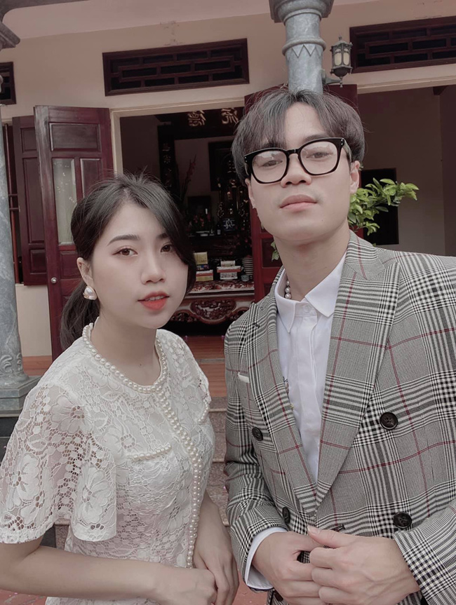 Em gái cầu thủ Văn Toàn ngày càng xinh đẹp, tiết lộ điều đặc biệt về anh trai-1