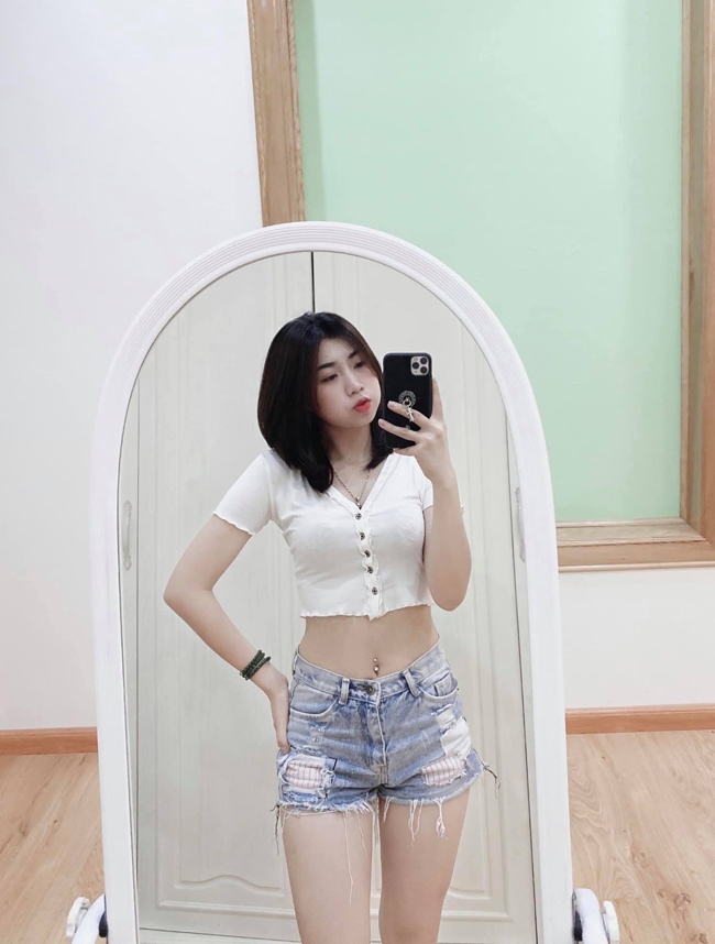 Em gái cầu thủ Văn Toàn ngày càng xinh đẹp, tiết lộ điều đặc biệt về anh trai-5