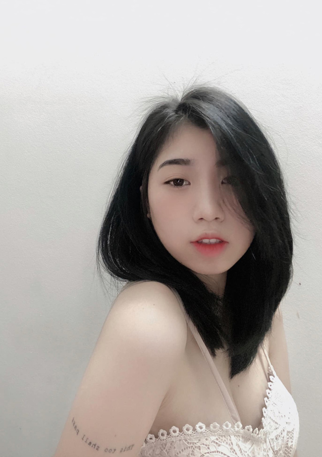 Em gái cầu thủ Văn Toàn ngày càng xinh đẹp, tiết lộ điều đặc biệt về anh trai-8