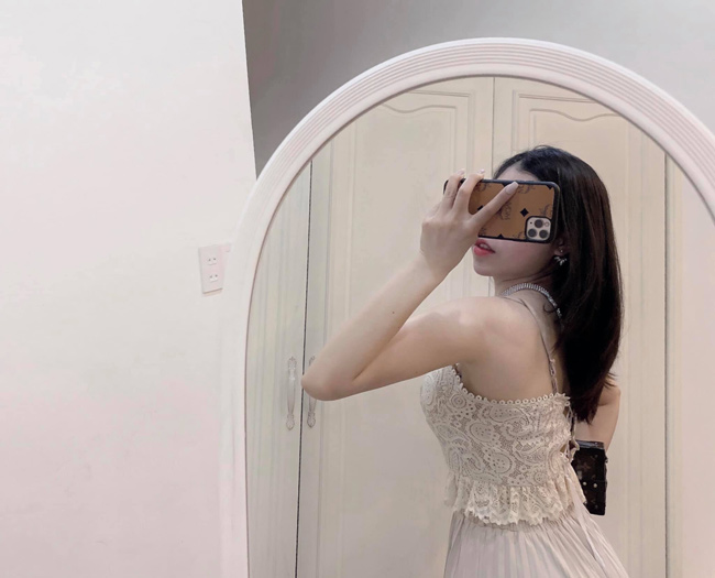 Em gái cầu thủ Văn Toàn ngày càng xinh đẹp, tiết lộ điều đặc biệt về anh trai-16