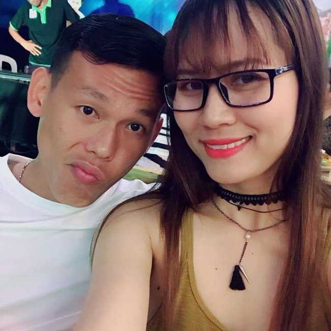 Hôn nhân hạnh phúc của thủ môn Tấn Trường: Trúng tiếng sét ái tình” ngay lần gặp đầu tiên, vợ quán xuyến kinh doanh cực đỉnh!-5