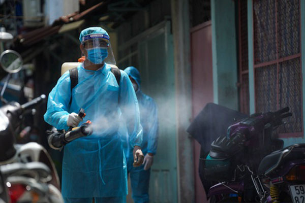 Cả công ty ở Bình Dương bị phong tỏa vì nữ công nhân nghi nhiễm COVID-19 không rõ nguồn lây, phát hiện 52 F1-2