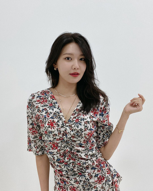 Mỹ nhân SNSD diện váy đẹp mê theo style Pháp, hội chị em 30+ lại có thêm nhiều ý tưởng mặc đẹp-8