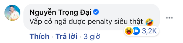 Bình luận trêu Văn Toàn vấp cỏ mà ngã được Penalty, Trọng Đại bị dân mạng chỉ trích phải lên tiếng xin lỗi-3