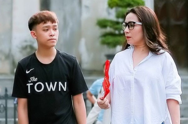 Hồ Văn Cường luôn phải đứng mũi chịu sào?-3