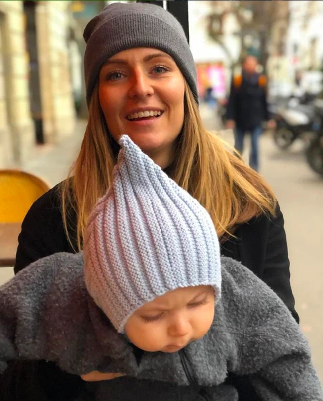 Tiền vệ Christian Eriksen đột quỵ ngay trong trận đấu Euro 2020: 10 năm một cuộc tình cùng cô nàng làm tóc-5