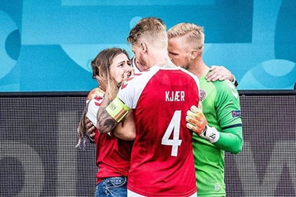 Dù đã tỉnh lại, Eriksen nhiều khả năng sẽ phải giải nghệ sau cú đột quỵ kinh hoàng tại Euro 2020-6