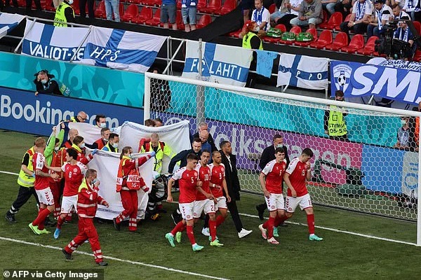 Dù đã tỉnh lại, Eriksen nhiều khả năng sẽ phải giải nghệ sau cú đột quỵ kinh hoàng tại Euro 2020-4