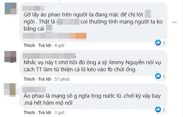 Lộ clip Thủy Tiên dùng áo phao của người khác để kê chỗ ngồi khi đi cứu trợ miền Trung lũ lụt-2