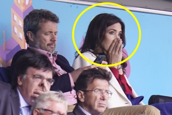 Công nương Đan Mạch bật khóc trên khán đài khi chứng kiến Eriksen đột quỵ và có lời chia sẻ xúc động lan tỏa khắp MXH