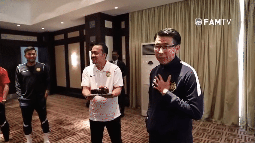 Xôn xao clip cầu thủ đội Malaysia đánh nhau sau chiến thắng của đội tuyển Quốc gia Việt Nam?-4