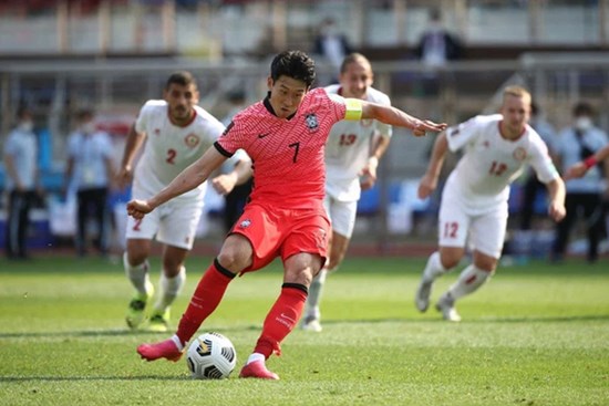 Nóng: Siêu sao Son Heung-min ghi bàn, Hàn Quốc giúp Việt Nam rộng cửa đi tiếp ở vòng loại World Cup 2022