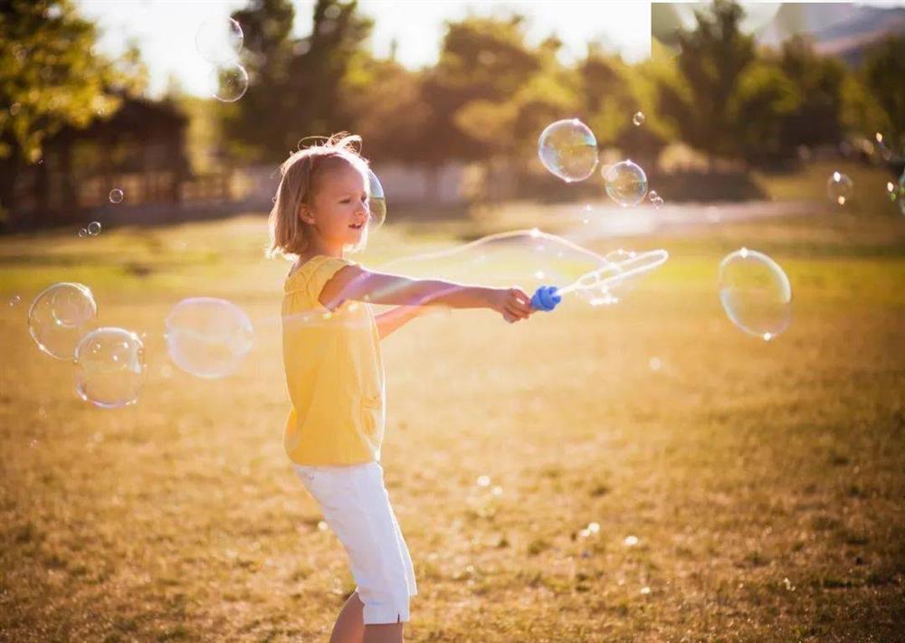 Những thói quen xấu thường ngày của cha mẹ sẽ ảnh hưởng lớn đến cuộc đời của con cái-1