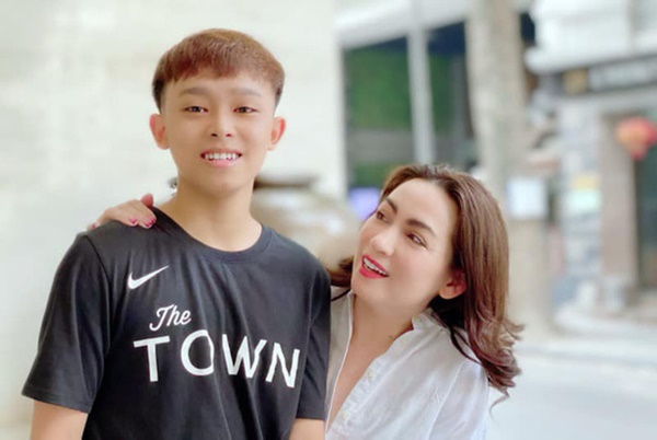 Quản lý Phi Nhung nói Hồ Văn Cường học trường quốc tế phải đóng tiền, thực tế học phí có đắt đỏ đến vậy?-1