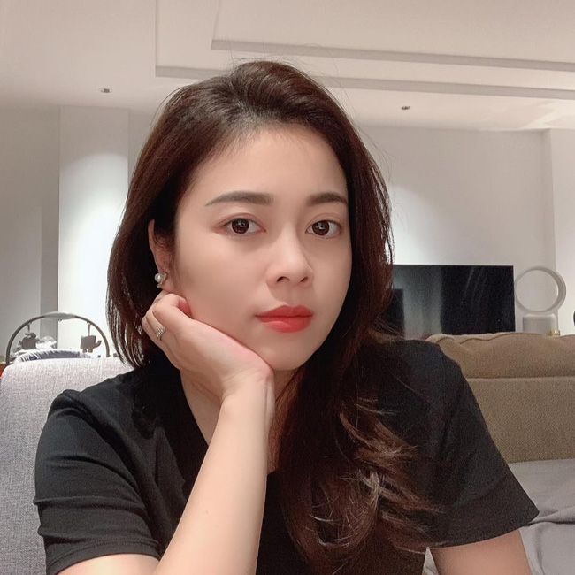 Bình luận của Hằng Túi dưới tâm thư làm rõ tin đồn xây nhà 80 tỷ, ăn chặn 178 tỷ tiền từ thiện của Thủy Tiên bỗng lên top, dân mạng tò mò hot mom đã viết gì?-3