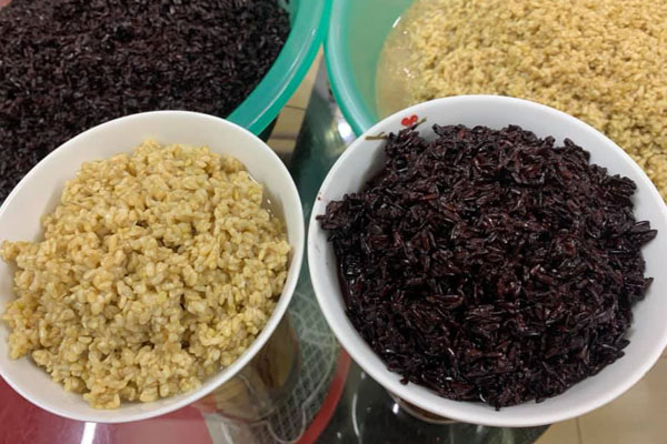 Hôm nay Tết Đoan Ngọ cả Sài Gòn đi chợ sớm: Cơm rượu - bánh tro chiếm hết spotlight-19