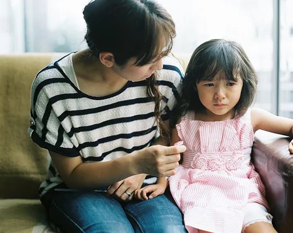 Nhìn vào 4 đặc điểm này của mẹ có thể dự đoán con họ sẽ là người ưu tú, có từ 2 trở lên sau này sống vui cả đời-3