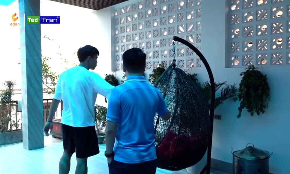 Hé lộ nhà mới đã hoàn thiện của Quế Ngọc Hải tại Vinh: Nội thất sang-xịn-mịn đều do bà xã chọn, riêng phòng xông hơi đã 200 triệu!-21