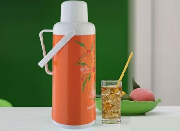 Tại sao nên chừa một khoảng trống giữa nước sôi và nắp phích? Điều đơn giản nhưng nhiều người chưa biết-3