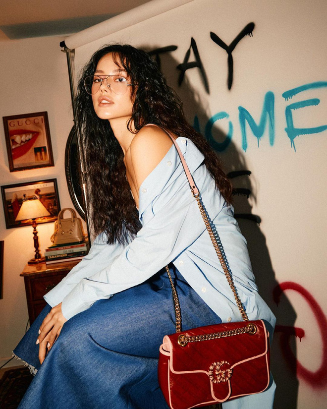 Để tóc xù mì đẹp nhất Vbiz chắc chắn là Khánh Linh!-11