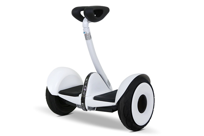 Bà cô chịu chơi nhất Việt Nam: Đi chợ bằng xe điện thăng bằng giá cả triệu 1 chiếc, Ninja Lead còn phải gọi bằng cụ!-5