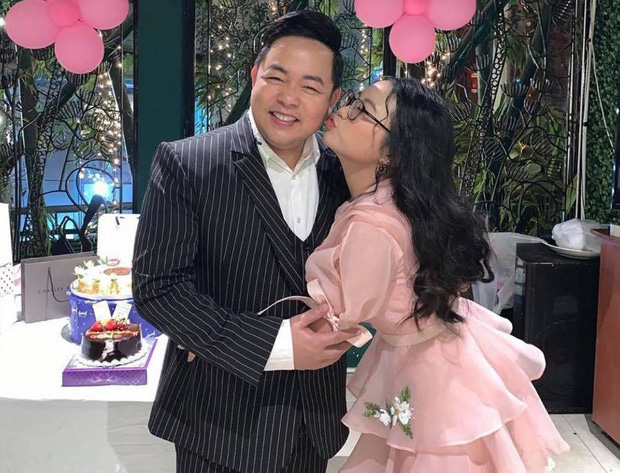 Quang Lê đăng ảnh cực tình cảm với con nuôi Phương Mỹ Chi, netizen spam ngay ảnh Phi Nhung và Hồ Văn Cường nhằm so sánh 1 điều!-3